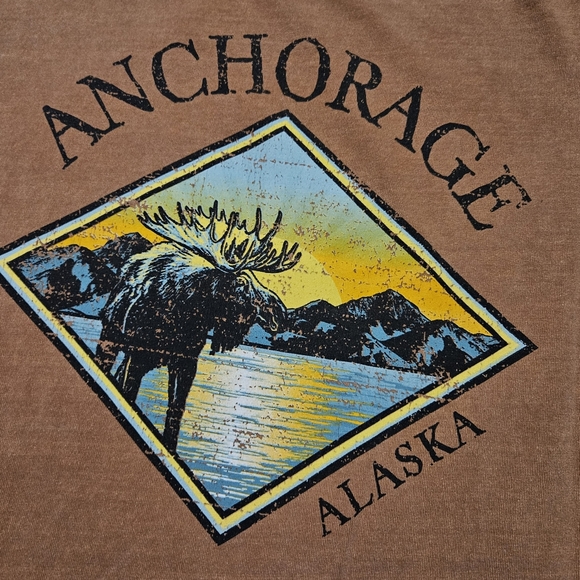 Vintage-esque Anchorage, AK shirt - Picture 2 of 3